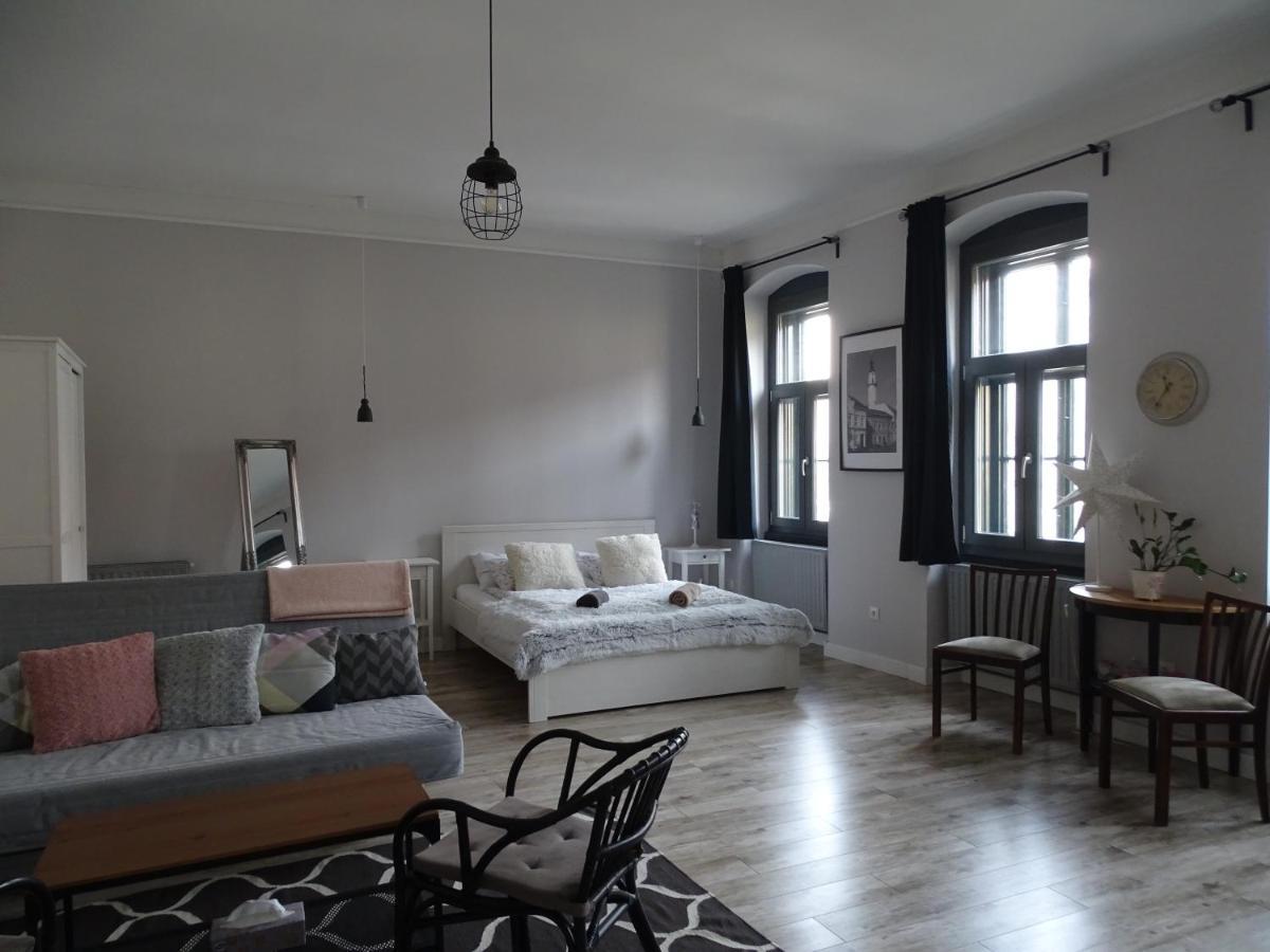 Veszprém Ovaros Apartman מראה חיצוני תמונה