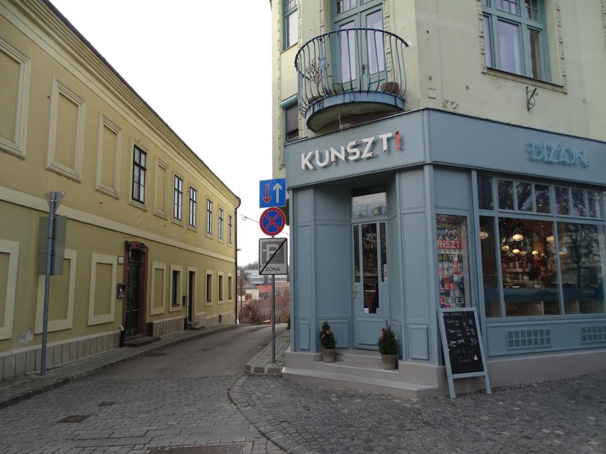 Veszprém Ovaros Apartman מראה חיצוני תמונה