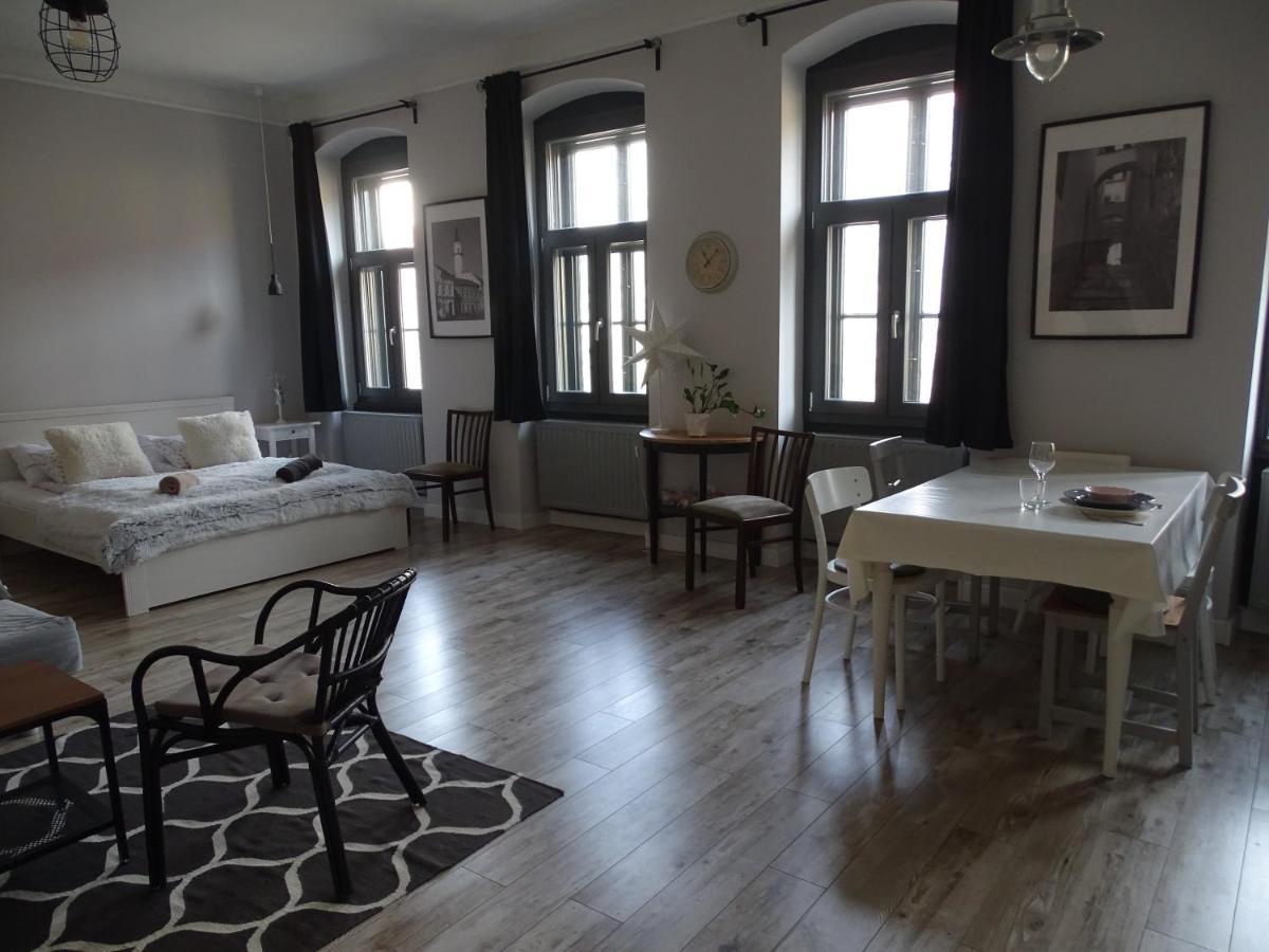 Veszprém Ovaros Apartman מראה חיצוני תמונה