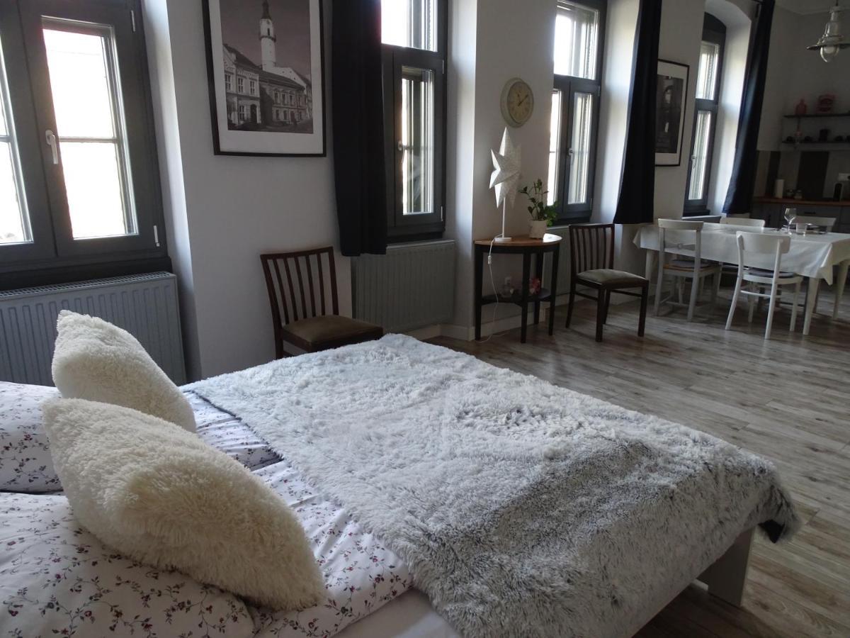 Veszprém Ovaros Apartman מראה חיצוני תמונה