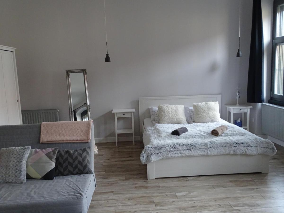 Veszprém Ovaros Apartman מראה חיצוני תמונה