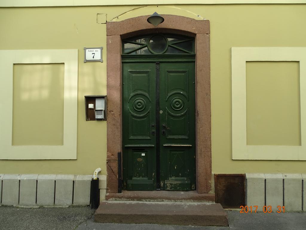 Veszprém Ovaros Apartman מראה חיצוני תמונה
